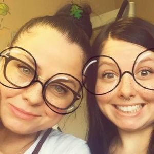 Meet your Posher, Joye